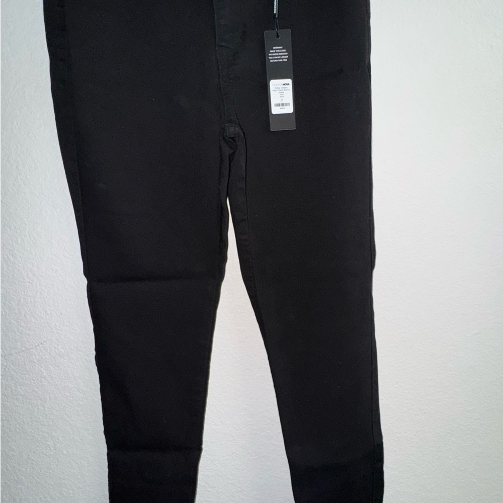 Fashion Nova Black Skinny Fit Jeans